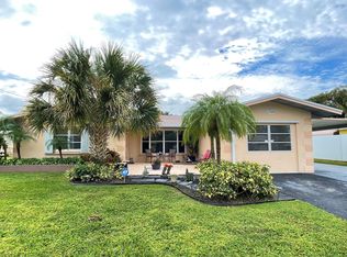 11764 Dahlia Dr, Royal Palm Beach, FL 33411
