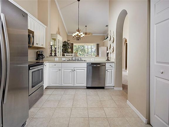 3rd image of 6210 Wilshire Pines Cir #1-106