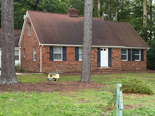 86 Venable Dr, Kilmarnock, VA 22482