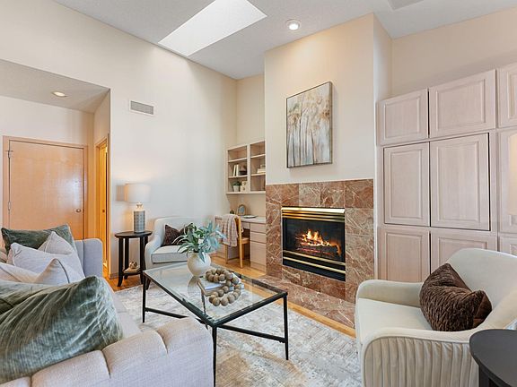 2nd image of 8945 Hilloway Rd