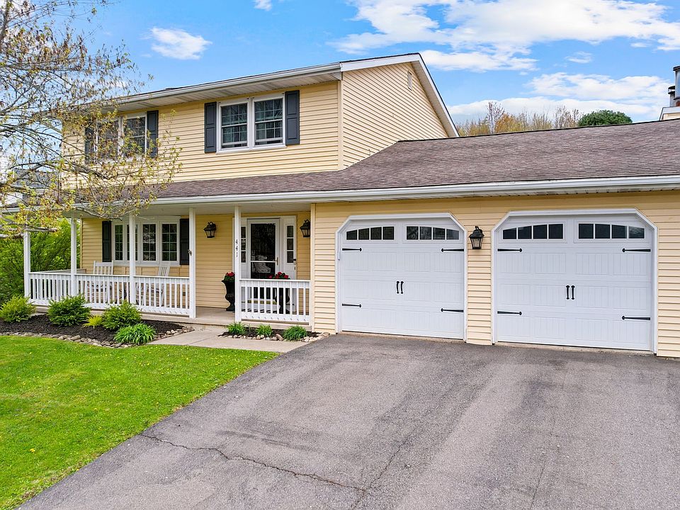 1st image of 441 Echo Ln