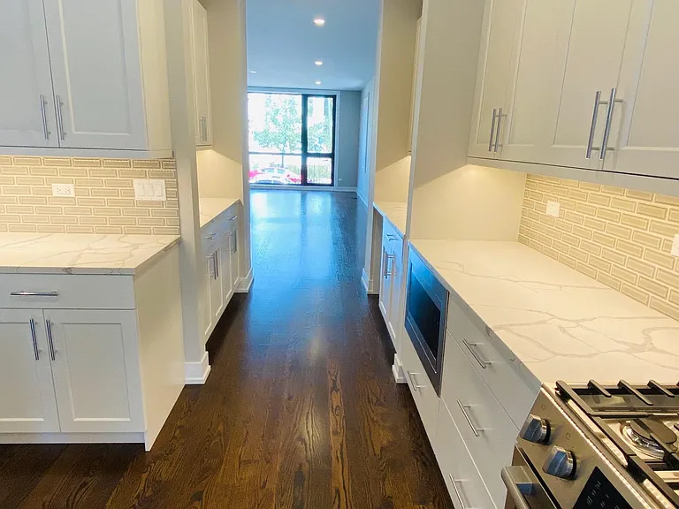 2417 W McLean Ave #1 — Photo 7