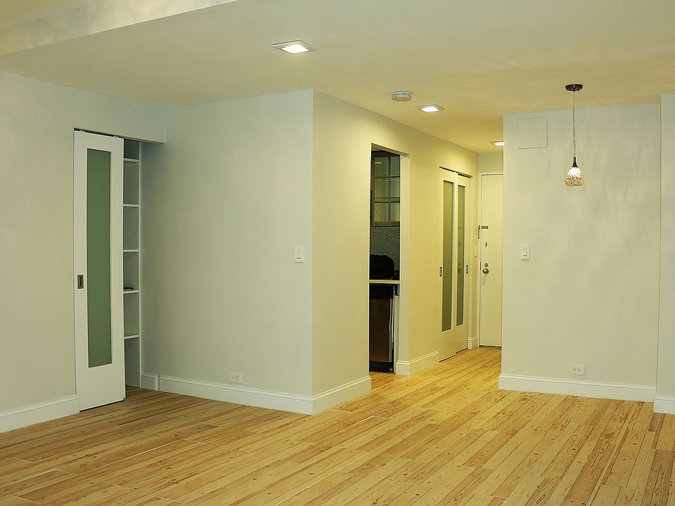 1st image of 106 Central Park S APT 11E