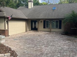 345 Carson Ln, Palm Harbor, FL 34684