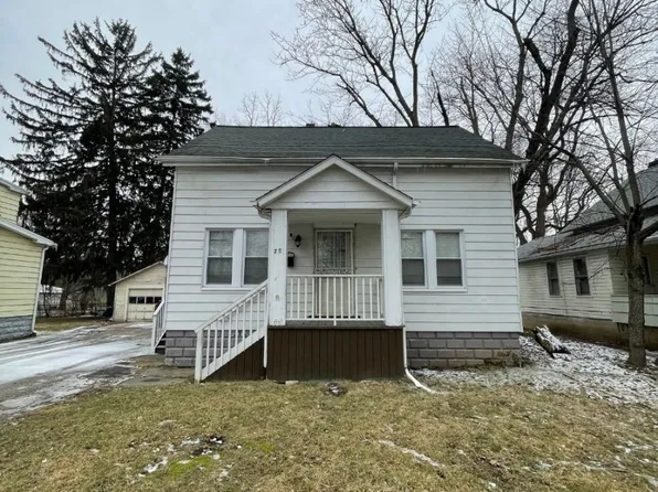 75 Dewhurst Ave, Bedford, OH 44146