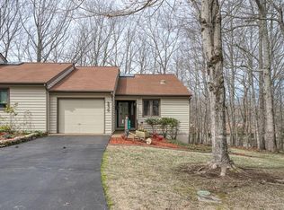 370 Lake Catherine Ct, Crossville, TN 38558