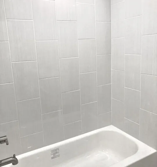 815 S Sherbourne Dr #3 — Photo 2