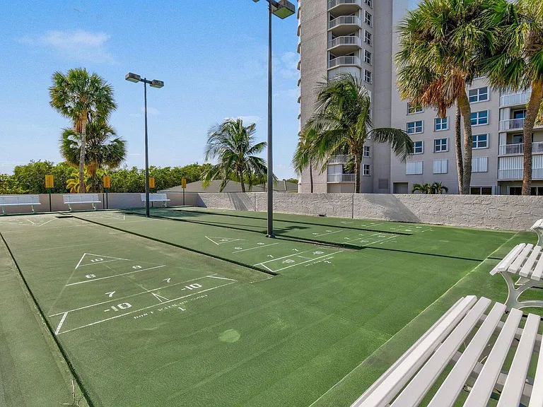 5047 N Highway A1A #404 — Photo 33