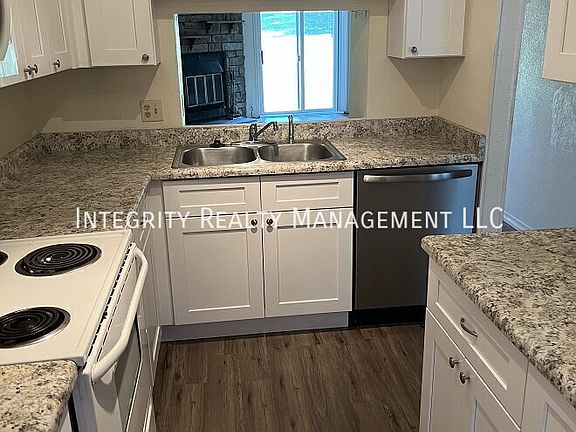 5th image of 9728 W Cornell Pl