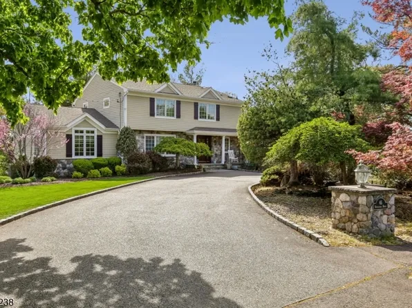 65 Rockledge Dr, Livingston Twp., NJ 07039