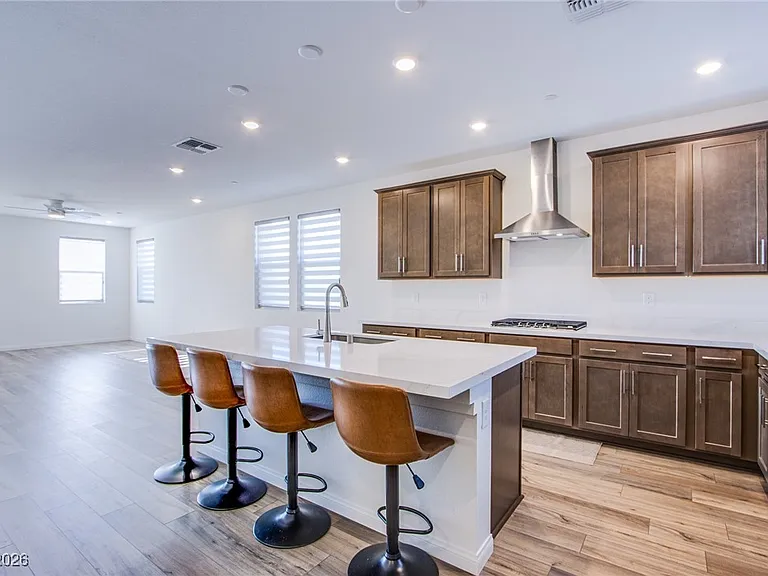 11649 Stone Curlew Ave — Photo 4