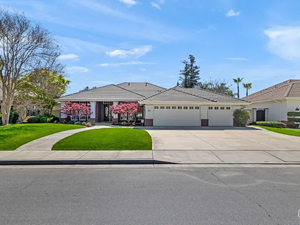 10215 Salisbury Dr, Bakersfield, CA 93311