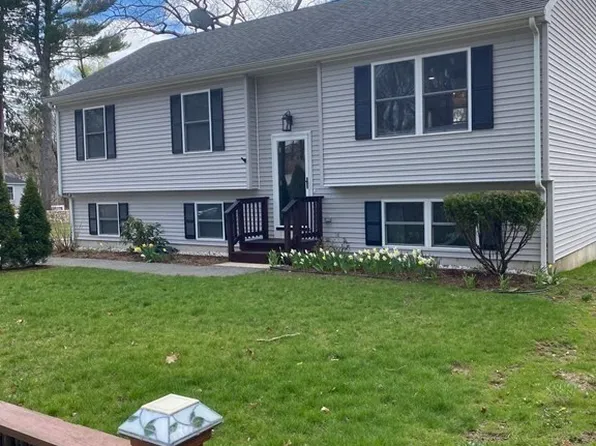 583 Park St, Attleboro, MA 02703