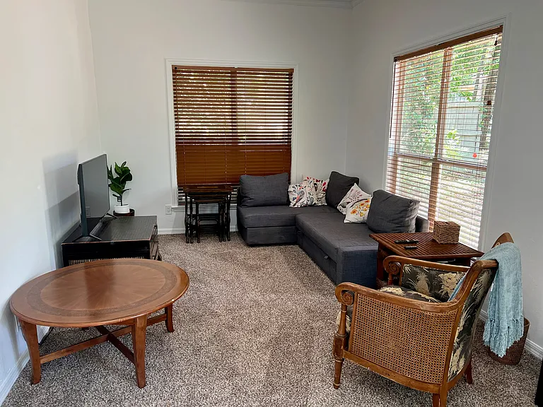 9431 SW 38th Ln — Photo 8
