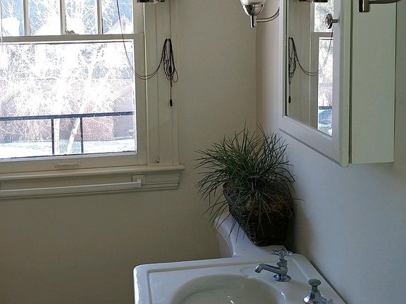 2nd image of 1537 S Water St #7