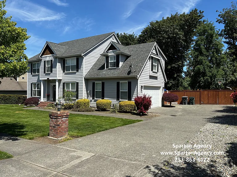 1719 109th Avenue Ct E — Photo 3
