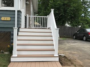 11 Vineyard Ave, Middletown, NJ 07748