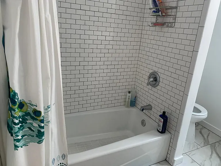 241 S 45th St #3 — Photo 11