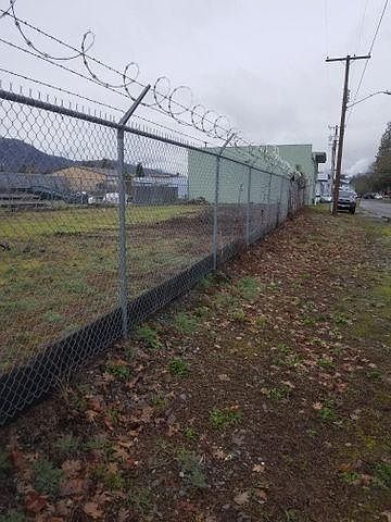 2nd image of 1020 SW Foundry St