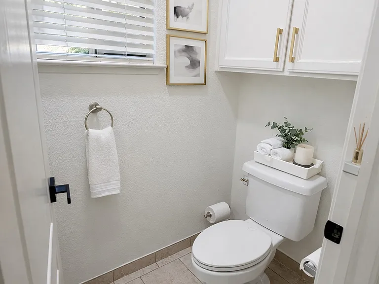 1790 E Chelsea Dr — Photo 13