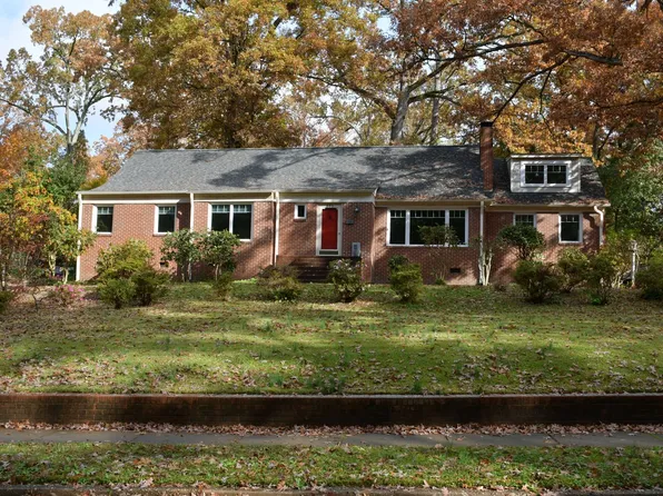 530 Sunset Dr, Sanford, NC 27330