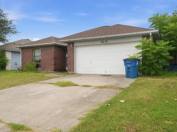 3rd image of 2618 Raintree Trl