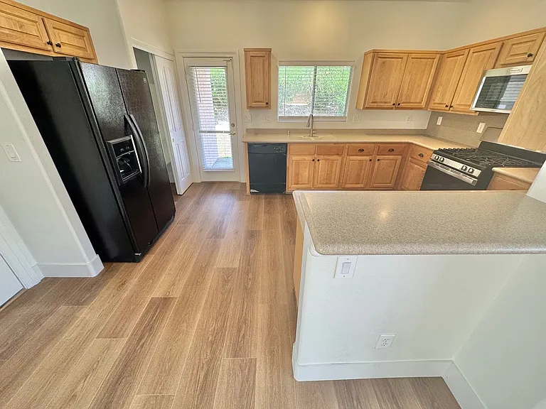 9469 Thatched Sunlight Ct — Photo 5