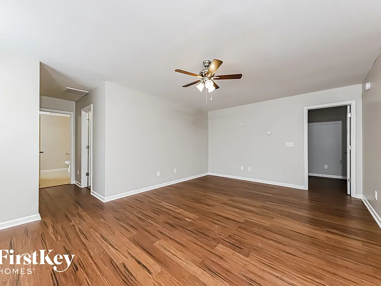 6221 Elderbush Dr — Photo 9