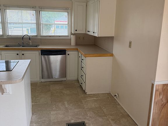 4th image of 107 Shiloh Rd