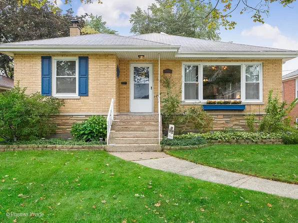 1911 Downing Ave, Westchester, IL 60154