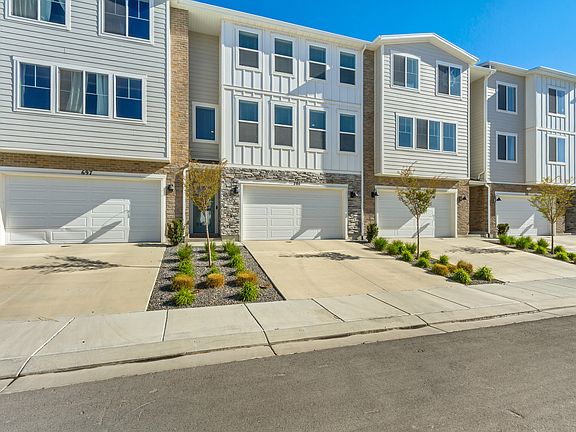 2nd image of 701 E Garden Grove Dr