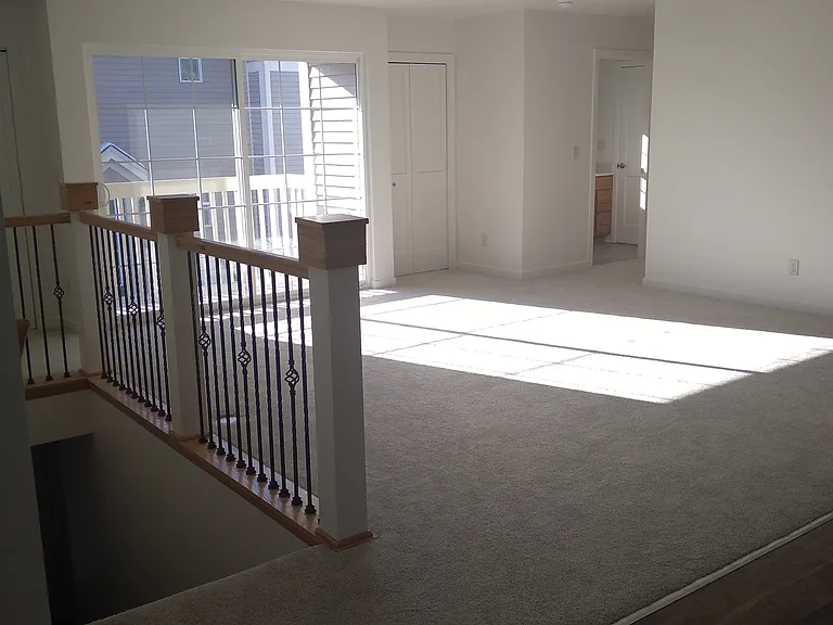 2752 Hidden Dr — Photo 8