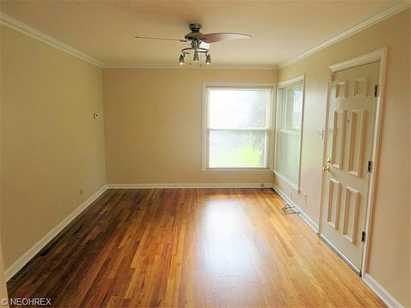 5th image of 615 Tyler Ave
