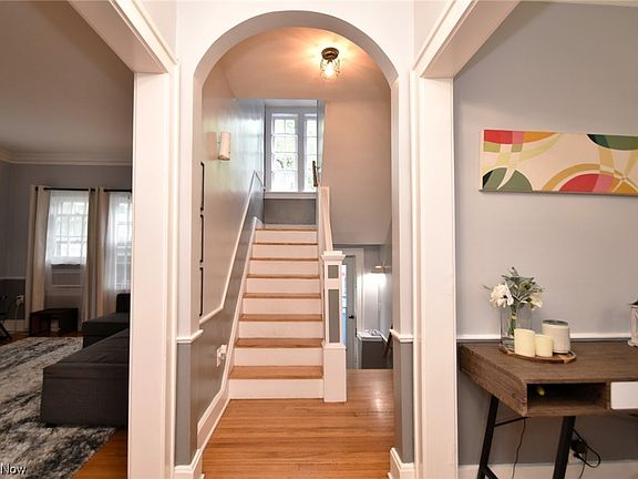 5th image of 2257 Cottage Grove Dr