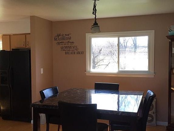 5th image of 3666 Brookview Ct