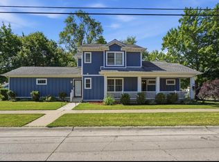 1015 Monroe St, Benton Harbor, MI 49022