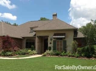 110 Sandhurst Dr, Lafayette, LA 70508