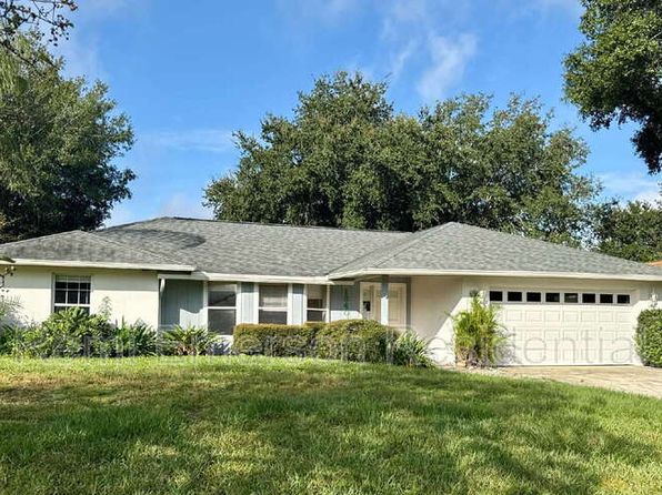 1340 Wood Lake Cir