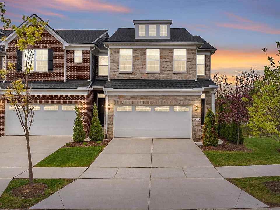 1st image of 43235 Heron Dr