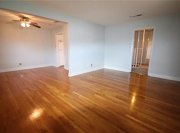 4th image of 87 Egret St