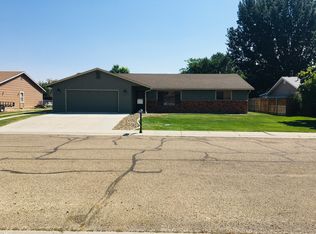 2013 Louisiana Ave, Nampa, ID 83686