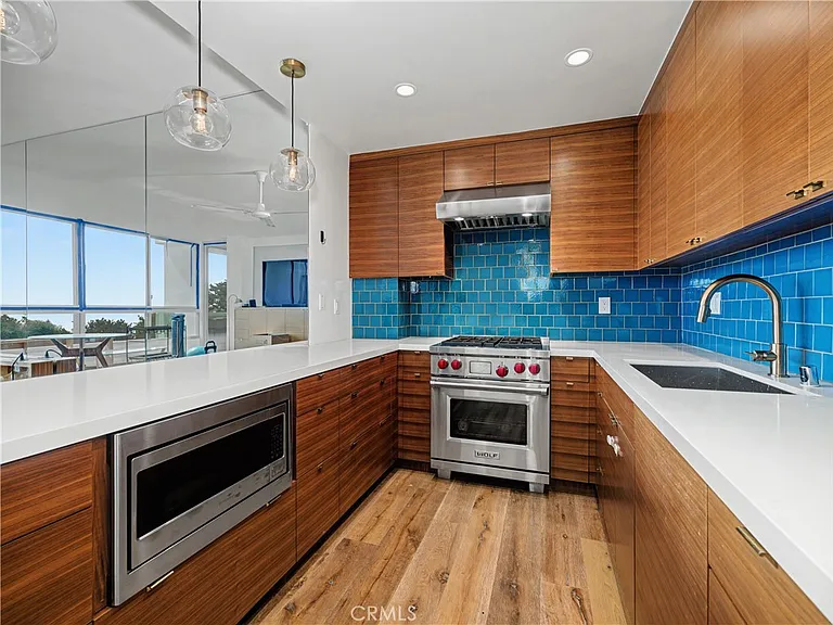 17352 W Sunset Blvd — Photo 38