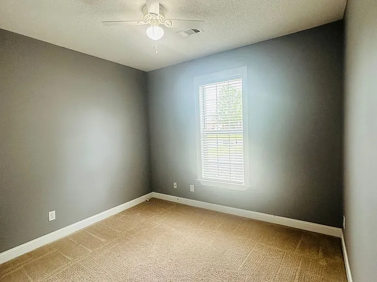 709 Loudon Hill Dr — Photo 12