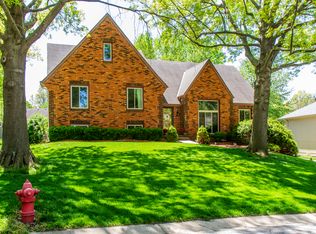1204 NW Westwood Dr, Blue Springs, MO 64015