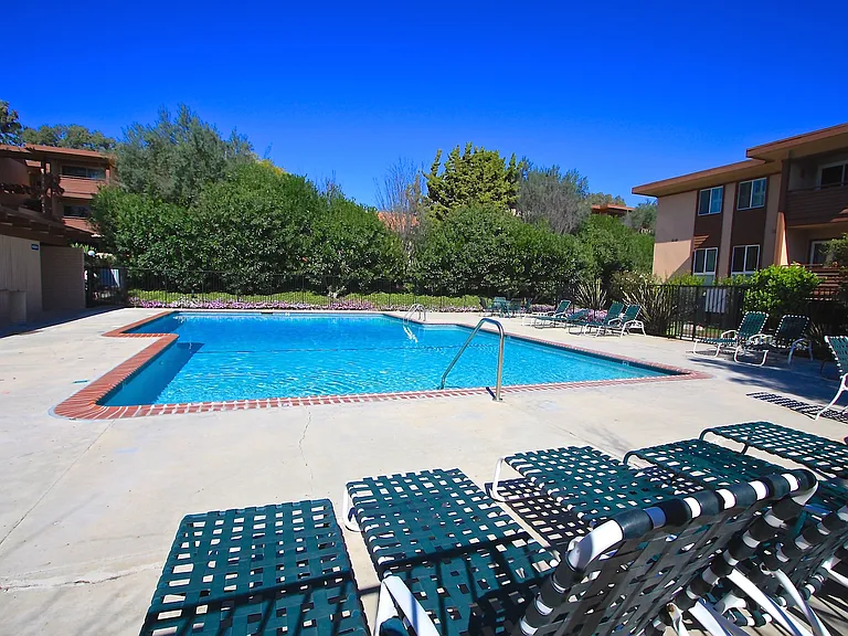 5947 Armaga Spring Rd #G — Photo 14