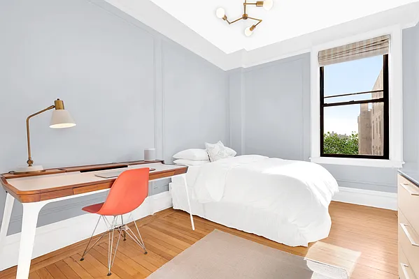 Sold by Douglas Elliman | media 6