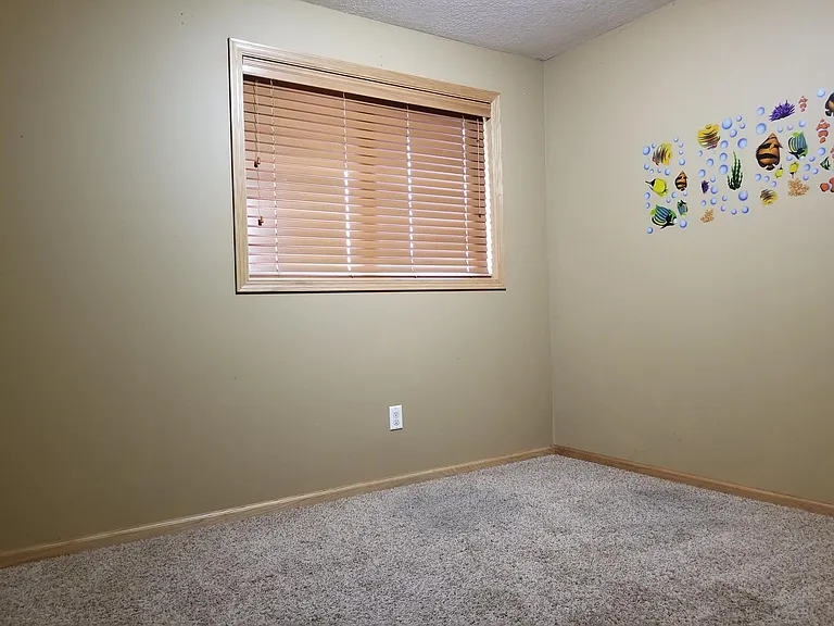 5233 King Arthur Dr NW — Photo 8