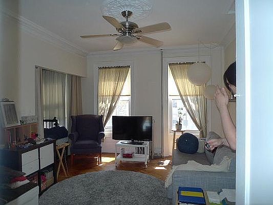 1st image of 201 11th St #2
