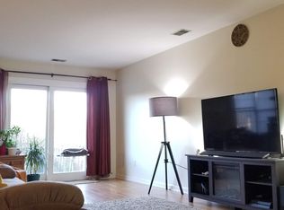 305 Charles St, Rockville, MD 20850