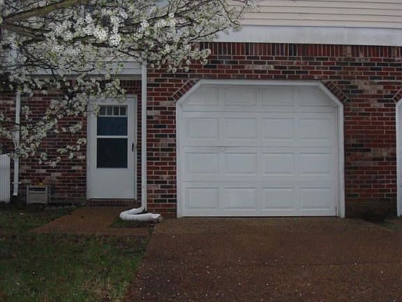 2nd image of 3844 Headwind Ln
